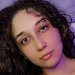 Abifoxxy's nudes and profile