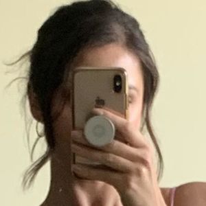 adriana_mae's nudes and profile