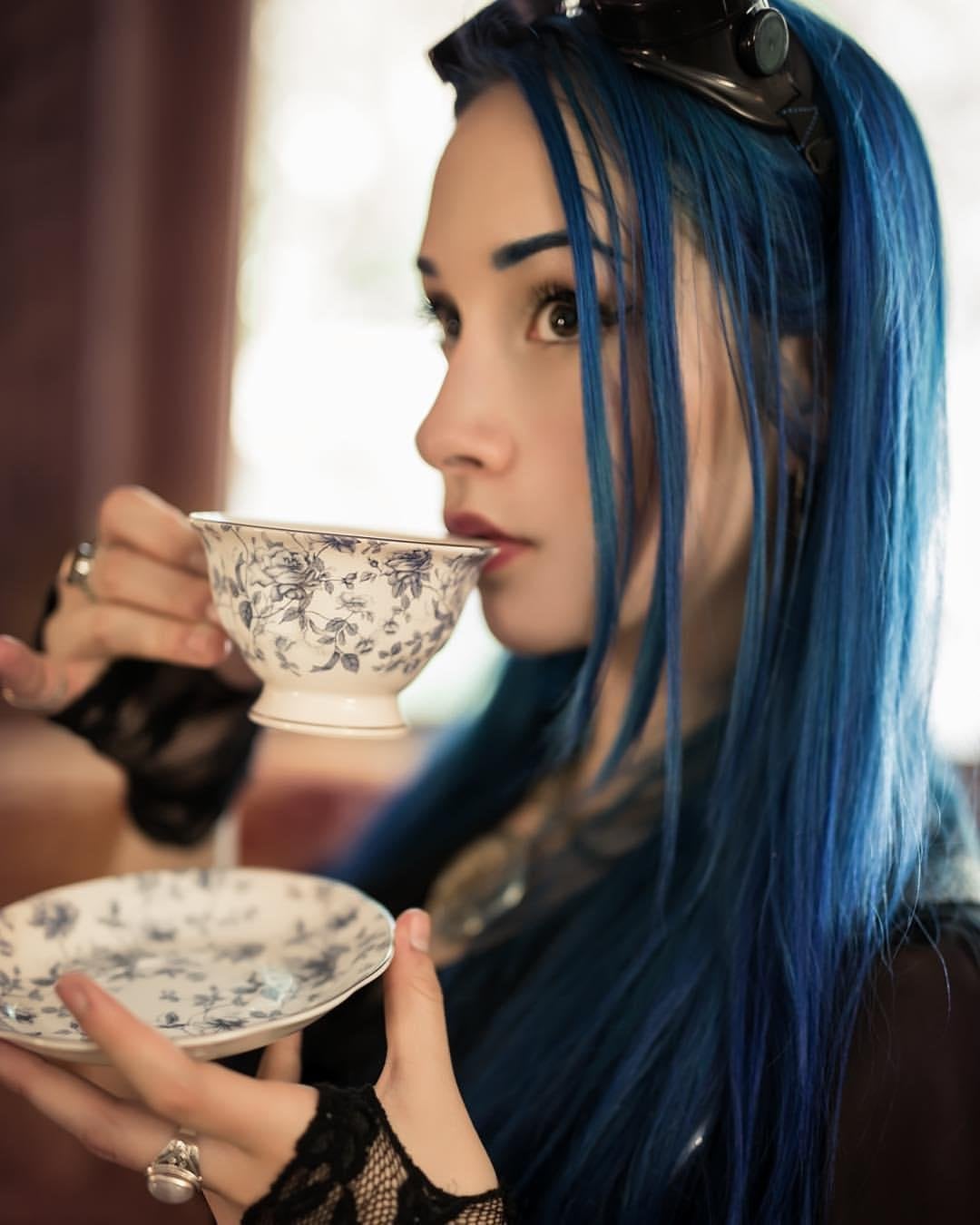 aelflaed's nudes and profile