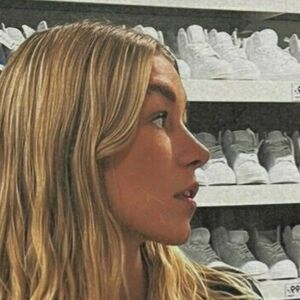 agneesliind's nudes and profile
