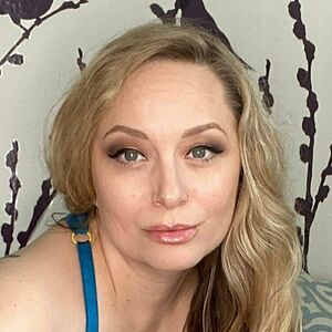 aidenstarr's nudes and profile