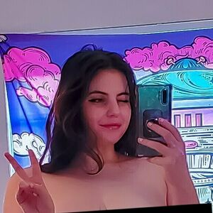 aikoafterdarkfree's nudes and profile