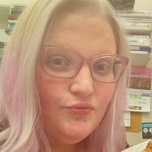 airzluvsu's nudes and profile