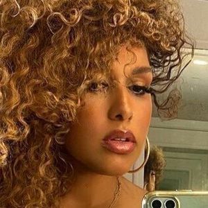 Aisha Thalia's nudes and profile