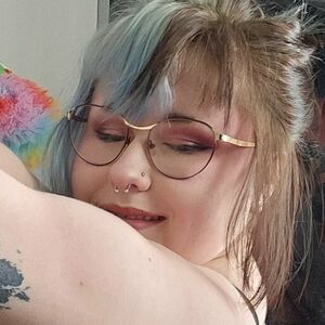 ajsaetraofficial's nudes and profile