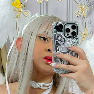 akakumiufree's nudes and profile