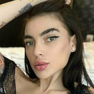 akarii_light's nudes and profile