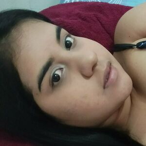 alanaahot's nudes and profile