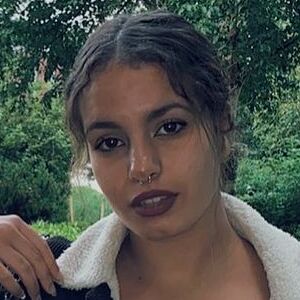 Alba Gallardo's nudes and profile