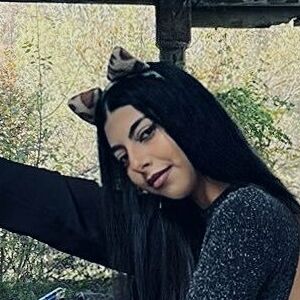 alecsandraa.a's nudes and profile