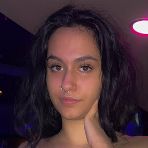 aleeyaaaw's nudes and profile