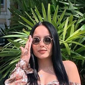 Alejandramariaxo's nudes and profile