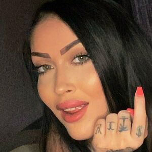 aleksandra.myuller's nudes and profile