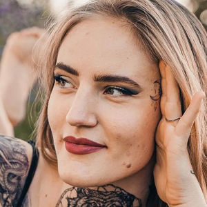Alena Maier's nudes and profile