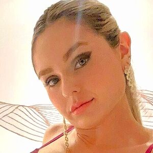 Aleropre's nudes and profile