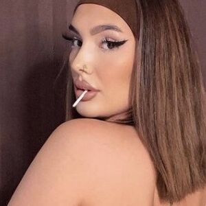 Alessia Aniki's nudes and profile
