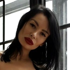 Alesya Vidnova Pena's nudes and profile