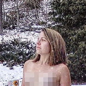 Ali Spagnola's nudes and profile