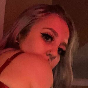 alyxxxgoth's nudes and profile