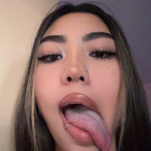 Angie Towers's nudes and profile