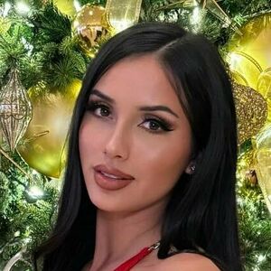 anissagodina's nudes and profile