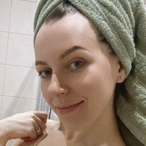 Anna Kochetova's nudes and profile