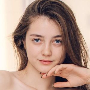 Anna Vlasova's nudes and profile