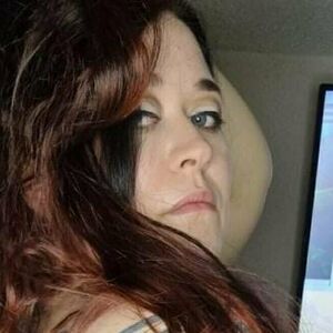 ashleighbitch's nudes and profile