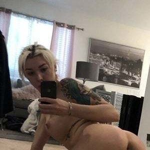 Aubrey Kate's nudes and profile