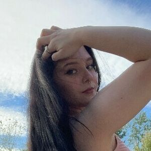 BabyDana's nudes and profile