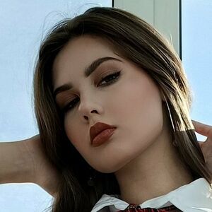 Beautiful_alinna