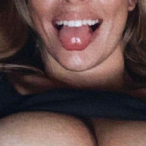 beckss24's nudes and profile