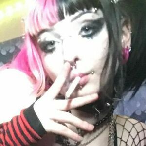 Betty Spook's nudes and profile