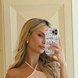 Bianca Ghezzi's nudes and profile