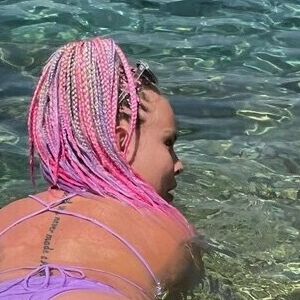 bootybarbiee's nudes and profile