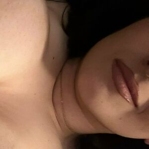 busty_lyra's nudes and profile
