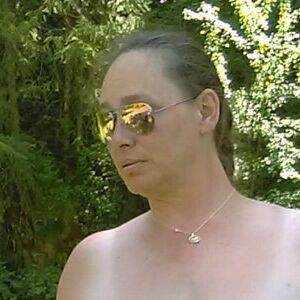 BustyDriver's nudes and profile