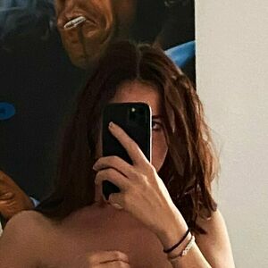 camilleterror's nudes and profile