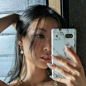 Classic_Christinee