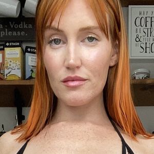 Coffeebaby420's nudes and profile