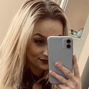 cutelilbunny420's nudes and profile