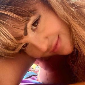 Danielle Nicholls's nudes and profile
