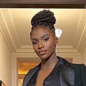 Dina Asher Smith's nudes and profile