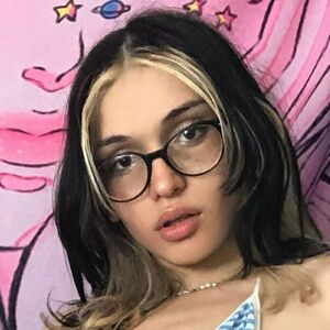 djmytip's nudes and profile
