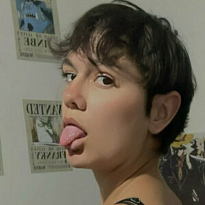 dollyflynne's nudes and profile