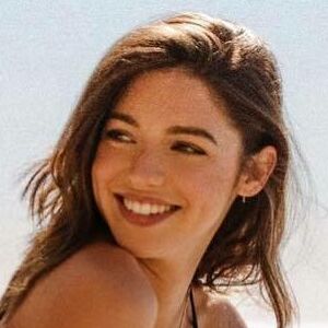 Elena Safavi's nudes and profile
