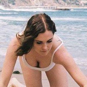 Eliza Taylor's nudes and profile