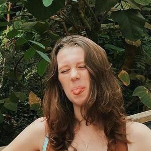Ellbat's nudes and profile