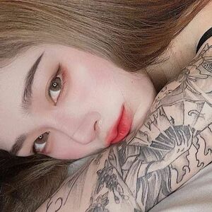 ellena_ling33's nudes and profile