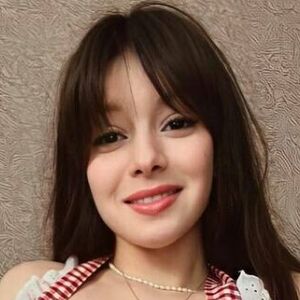 eva_skyangel's nudes and profile